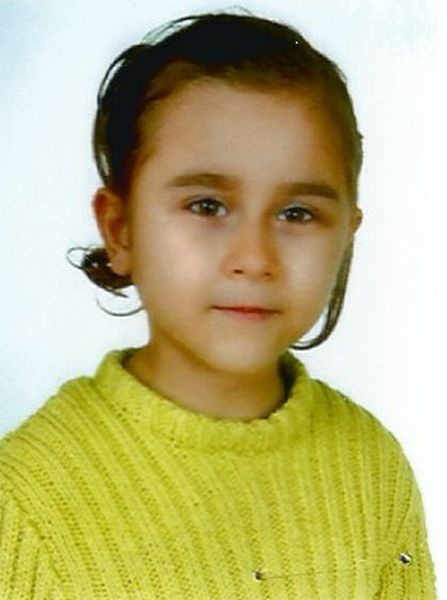 DEFNE AYŞAVKI