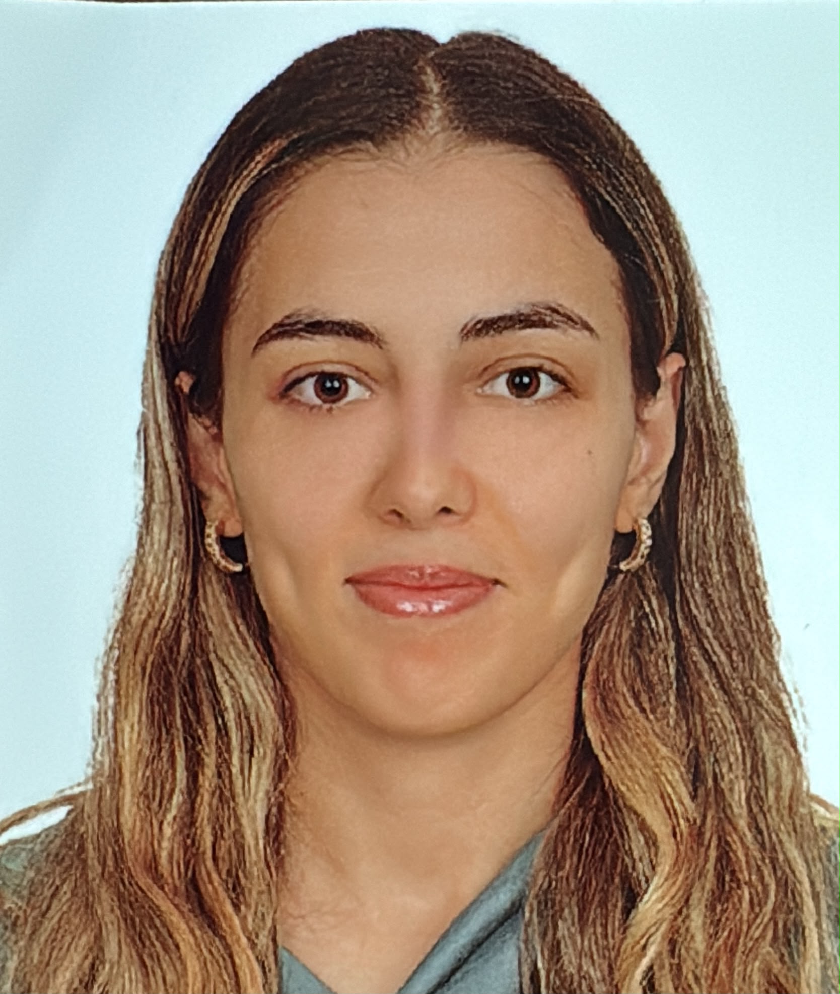 ESRA FEDAKAR