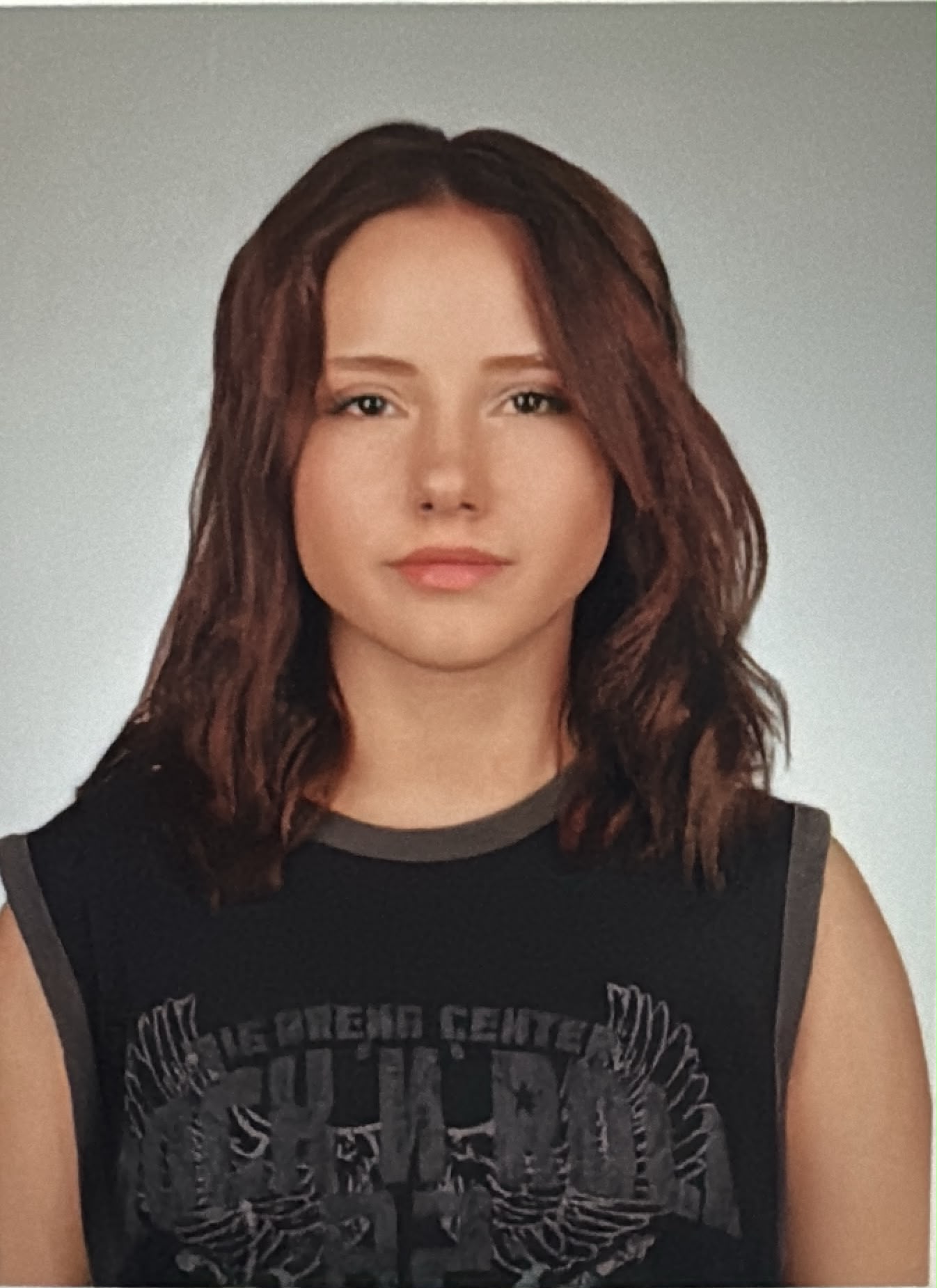 ECRİN  BENLİOĞLU
