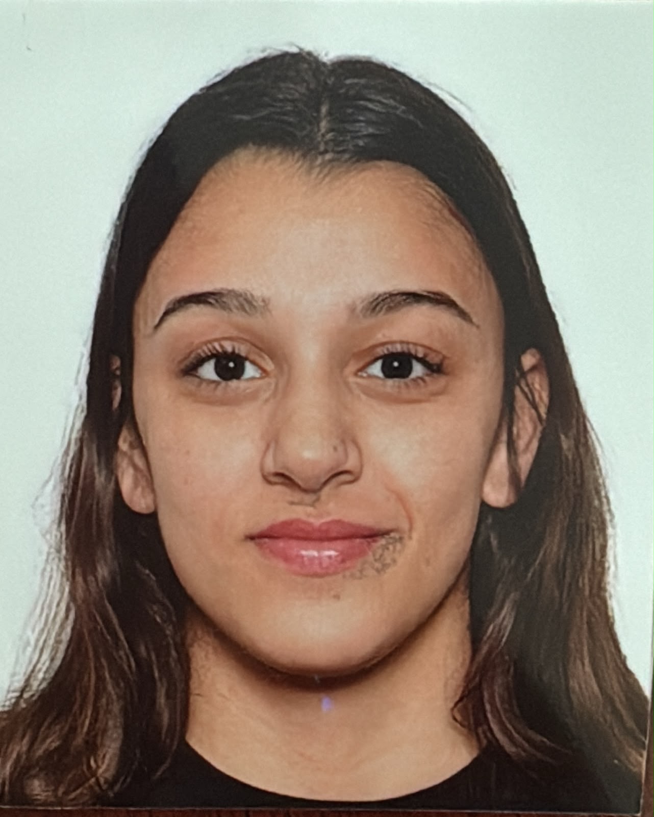 EZGİ TOPÇU