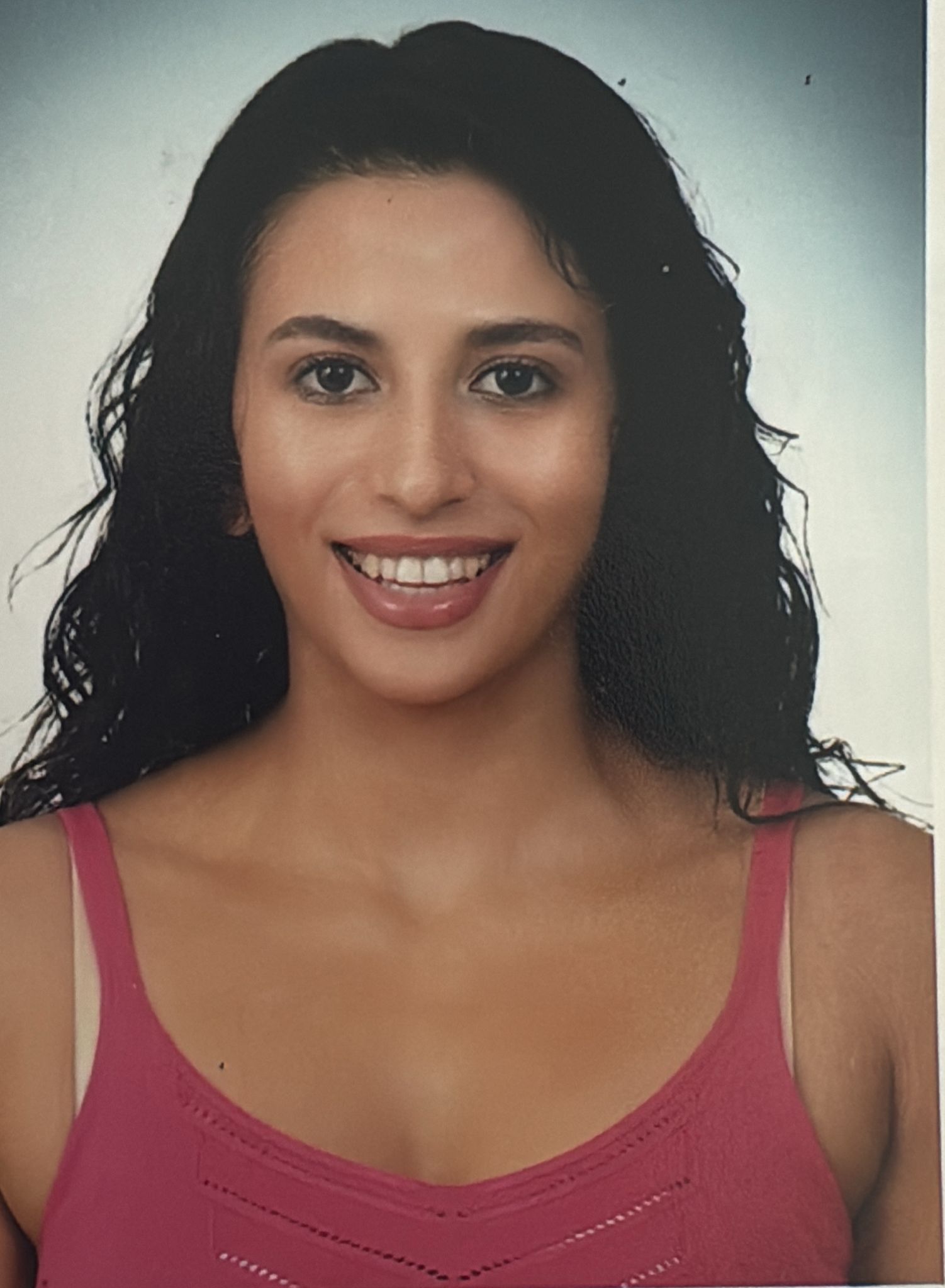 YAĞMUR ŞENOL