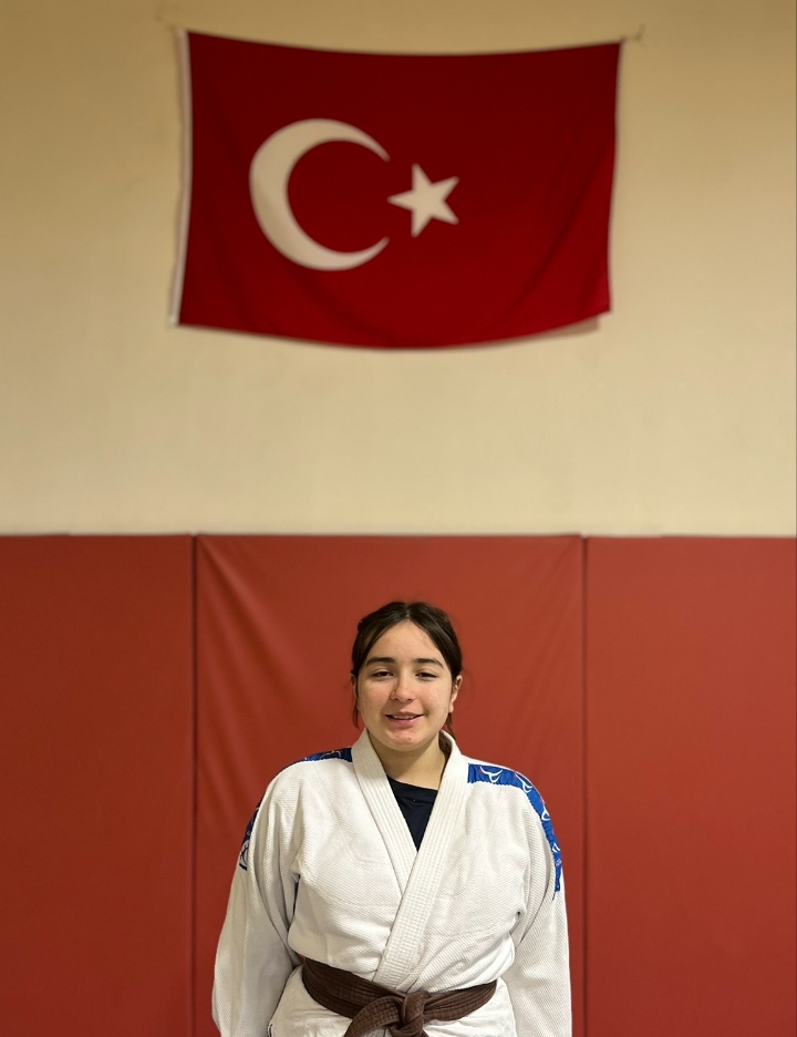 GÜLHAN KILIÇ