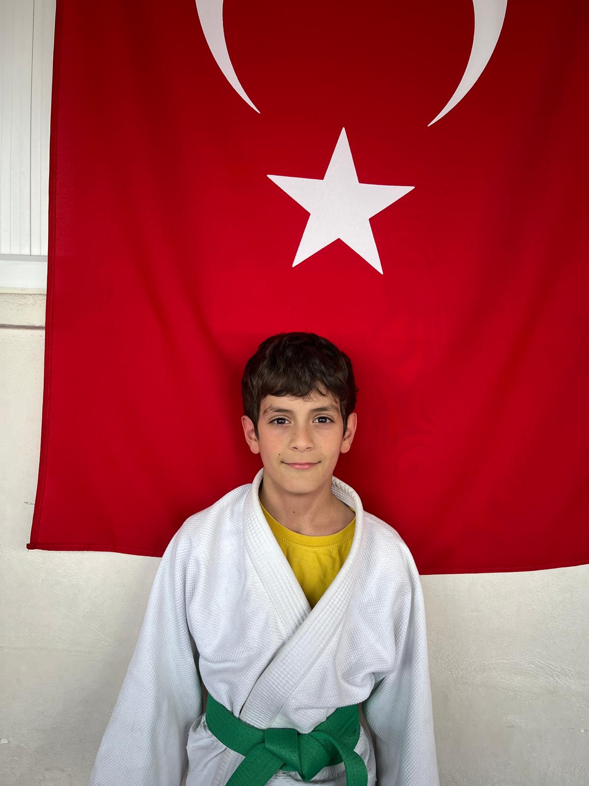 RÜZGAR ULAŞ GÜRER
