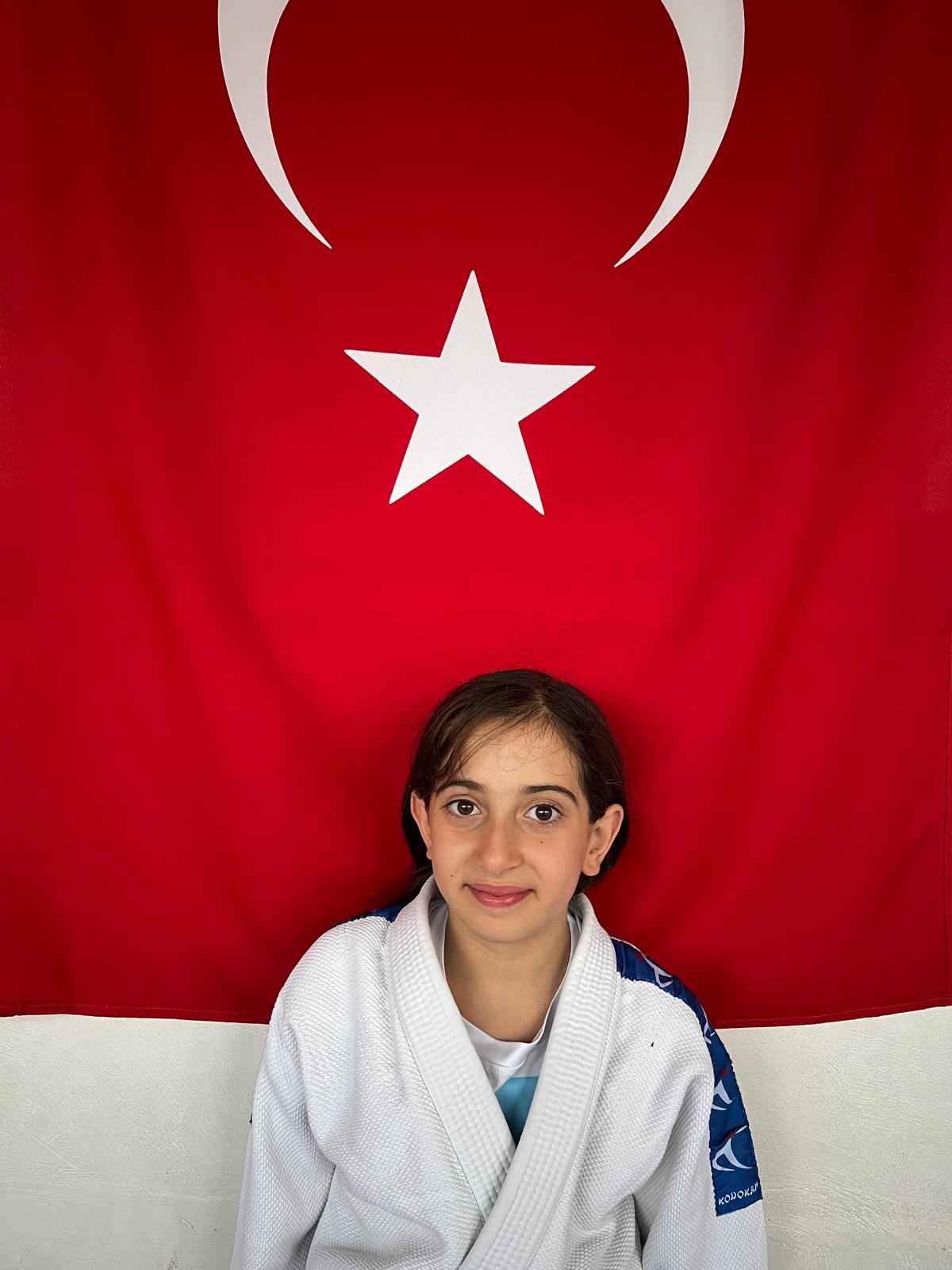 ELİF SU DEMİR