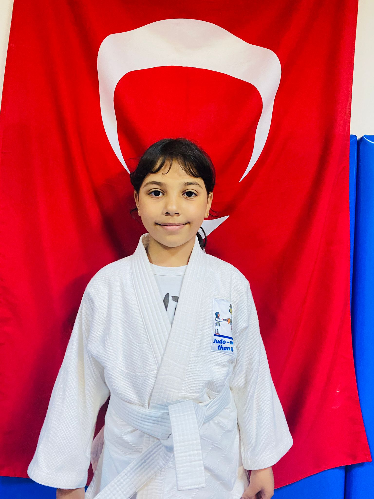 ECRİN BOZKURT