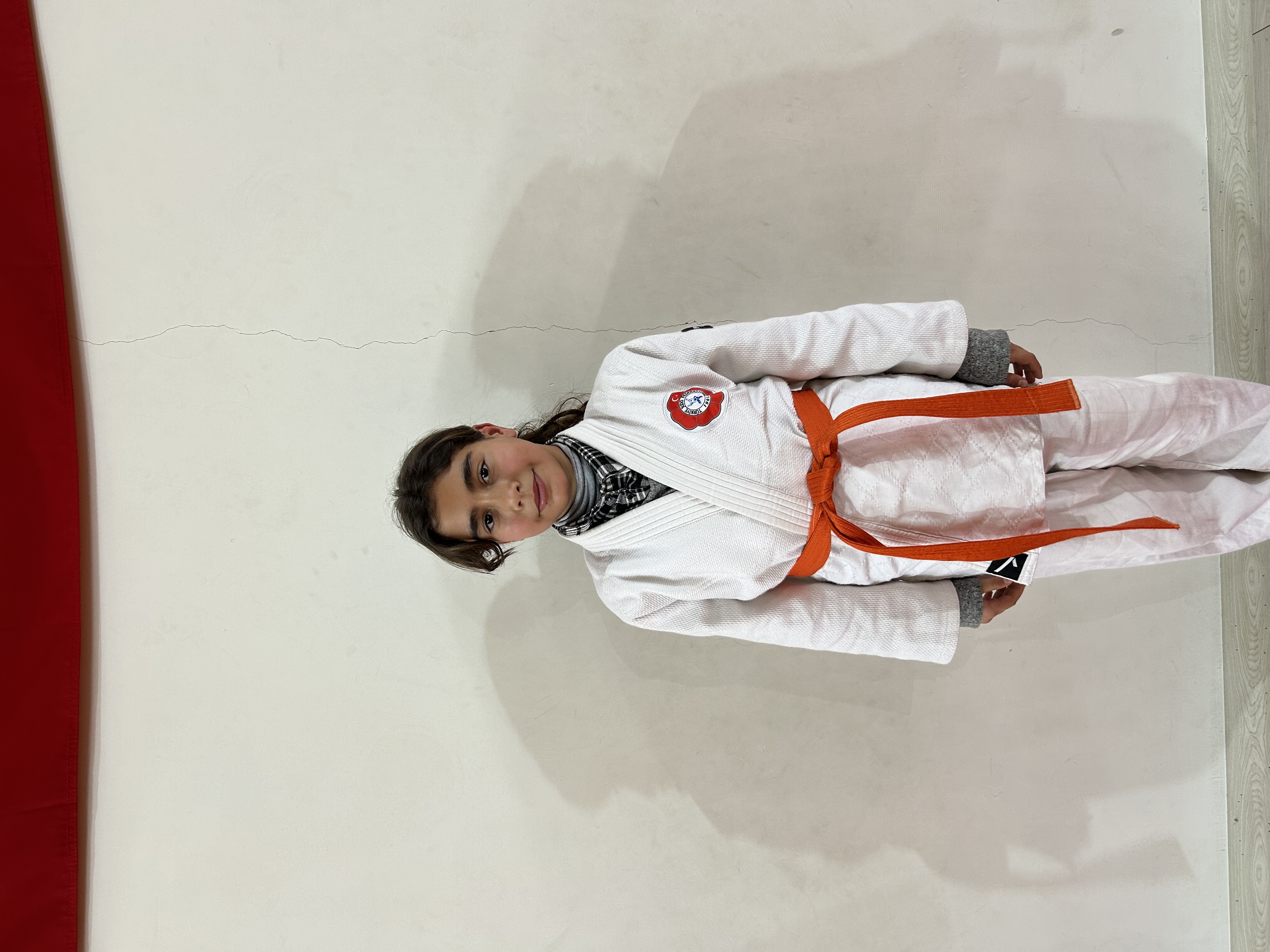 ELİF BAHAR ÖZTÜRK