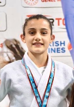 BEYZA KÜÇÜK 