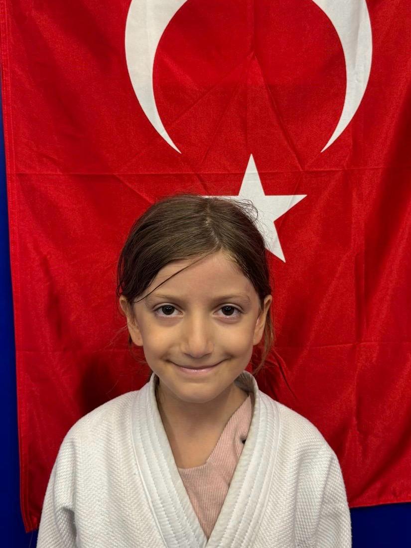AHSEN HÜDA AYDIN