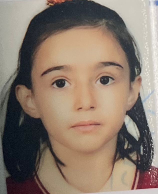ELİF KÖSTEKCİ