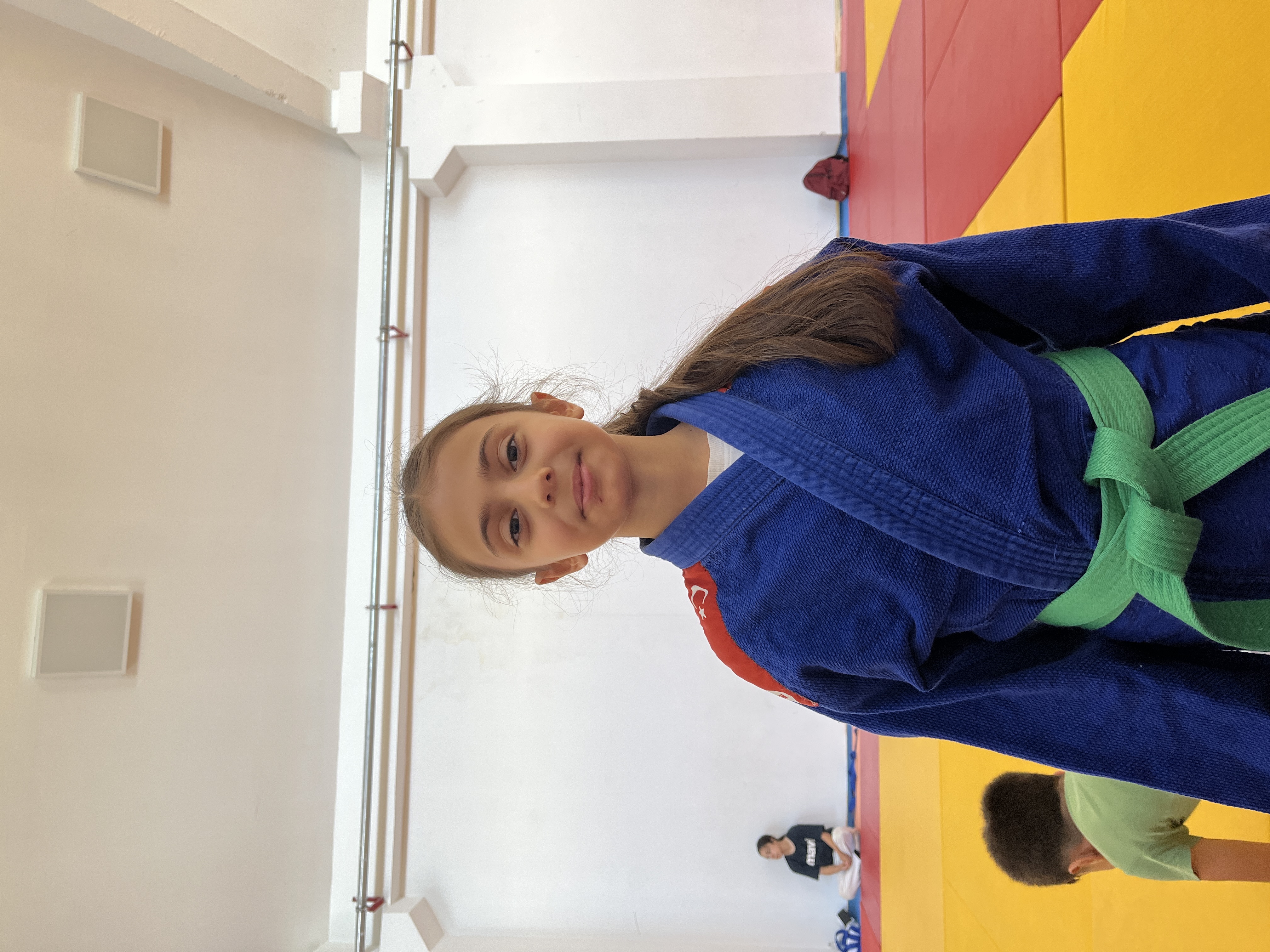 ESİLA ERDEMİR