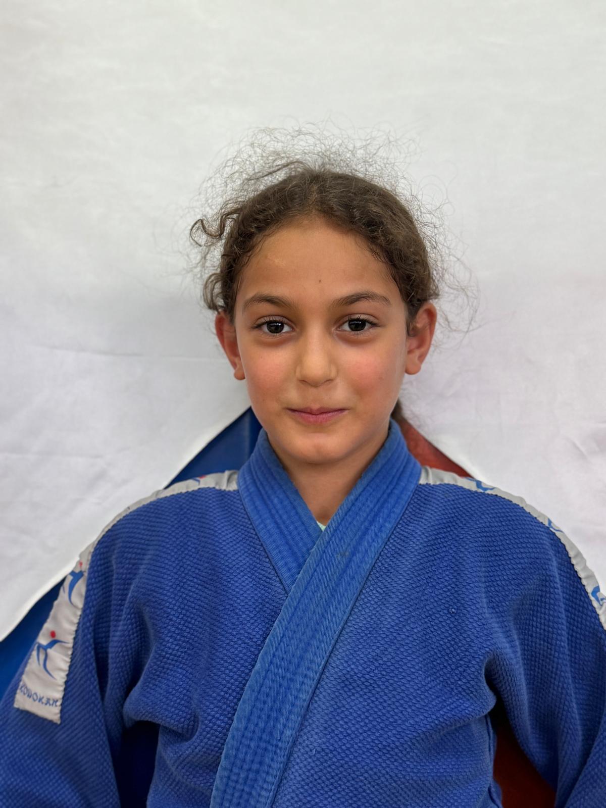 ESİLA UYSAL YILDIRAY