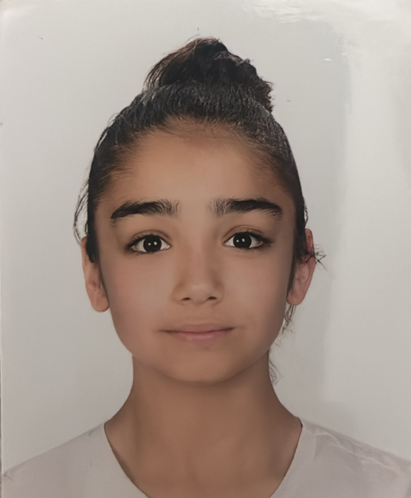 HİRA BENAY  Çalış