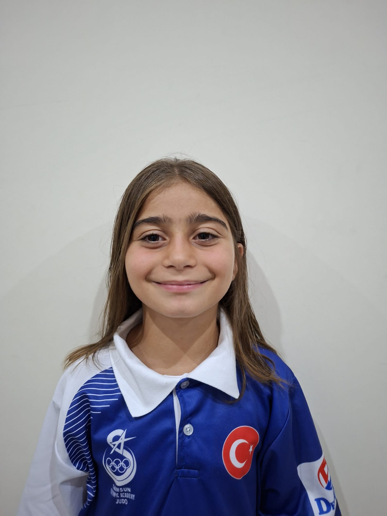 CEMRE ÇİMAGİL