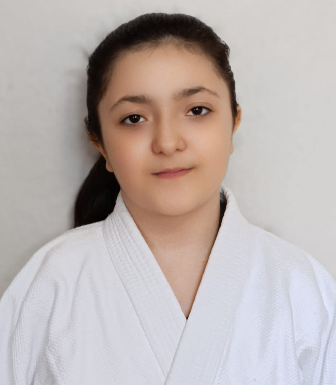 DEFNE NUR KARAKULLUKÇU