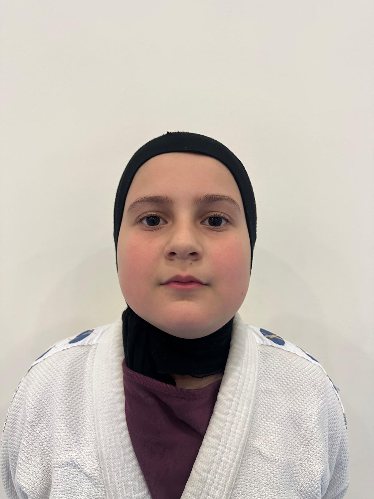 ZUHAL GÜRAY POSTALCIOĞLU