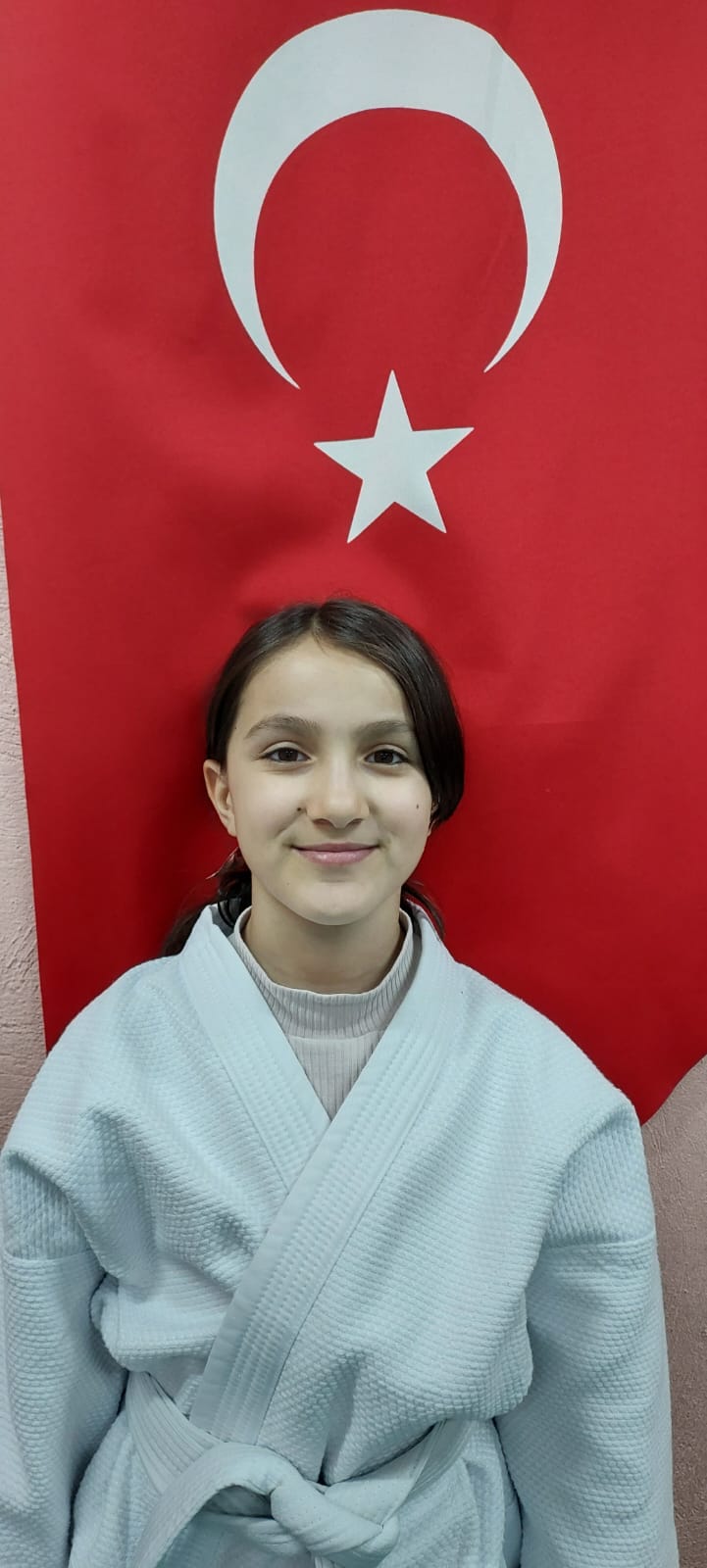 RAVZA KIZILOĞLU