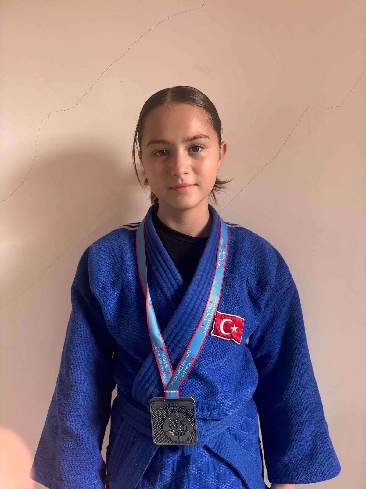 Zeynep Rana  Ermut