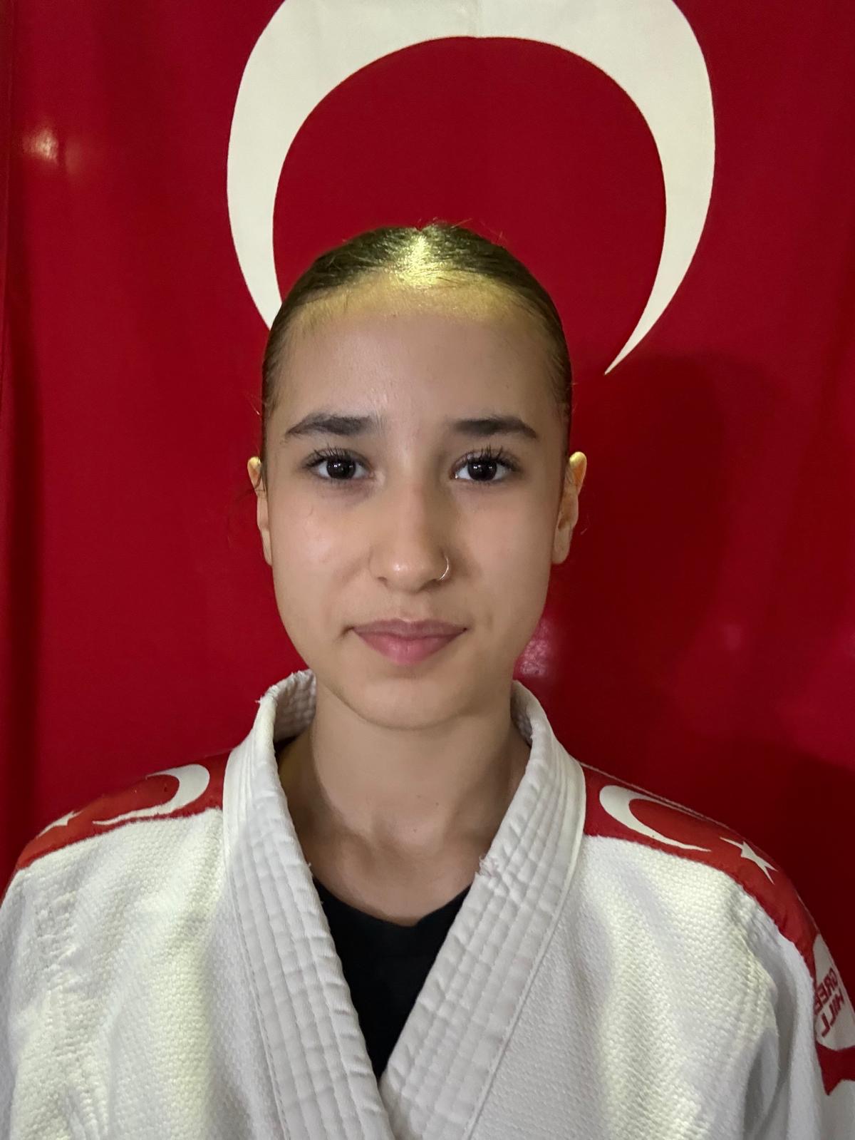 DURU ERİŞ
