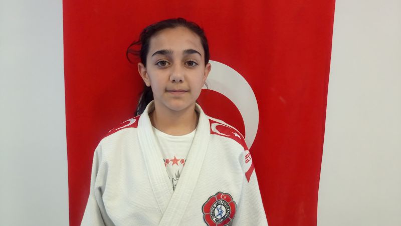 NİSA GÜL BOZDEMİR