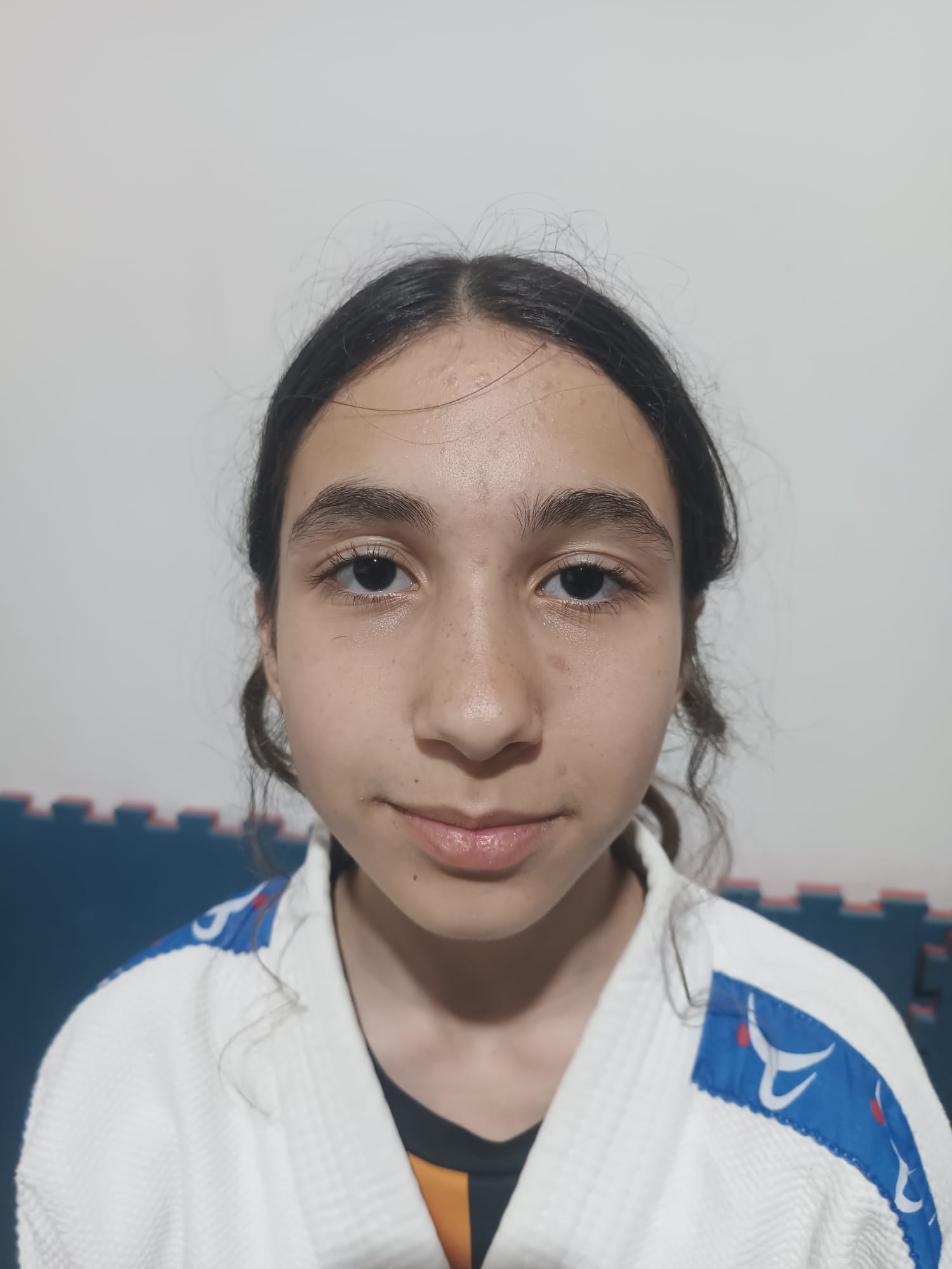 ASLI ÖZBEK