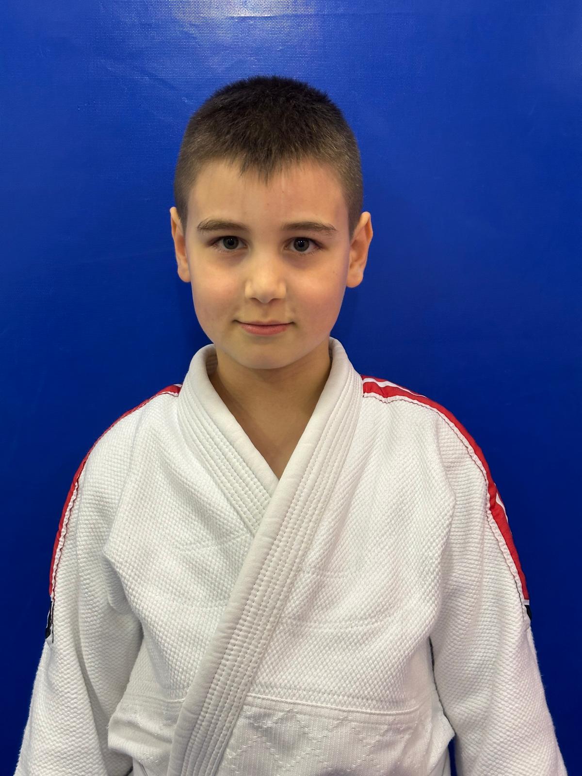 METE KAĞAN  BOZKURT