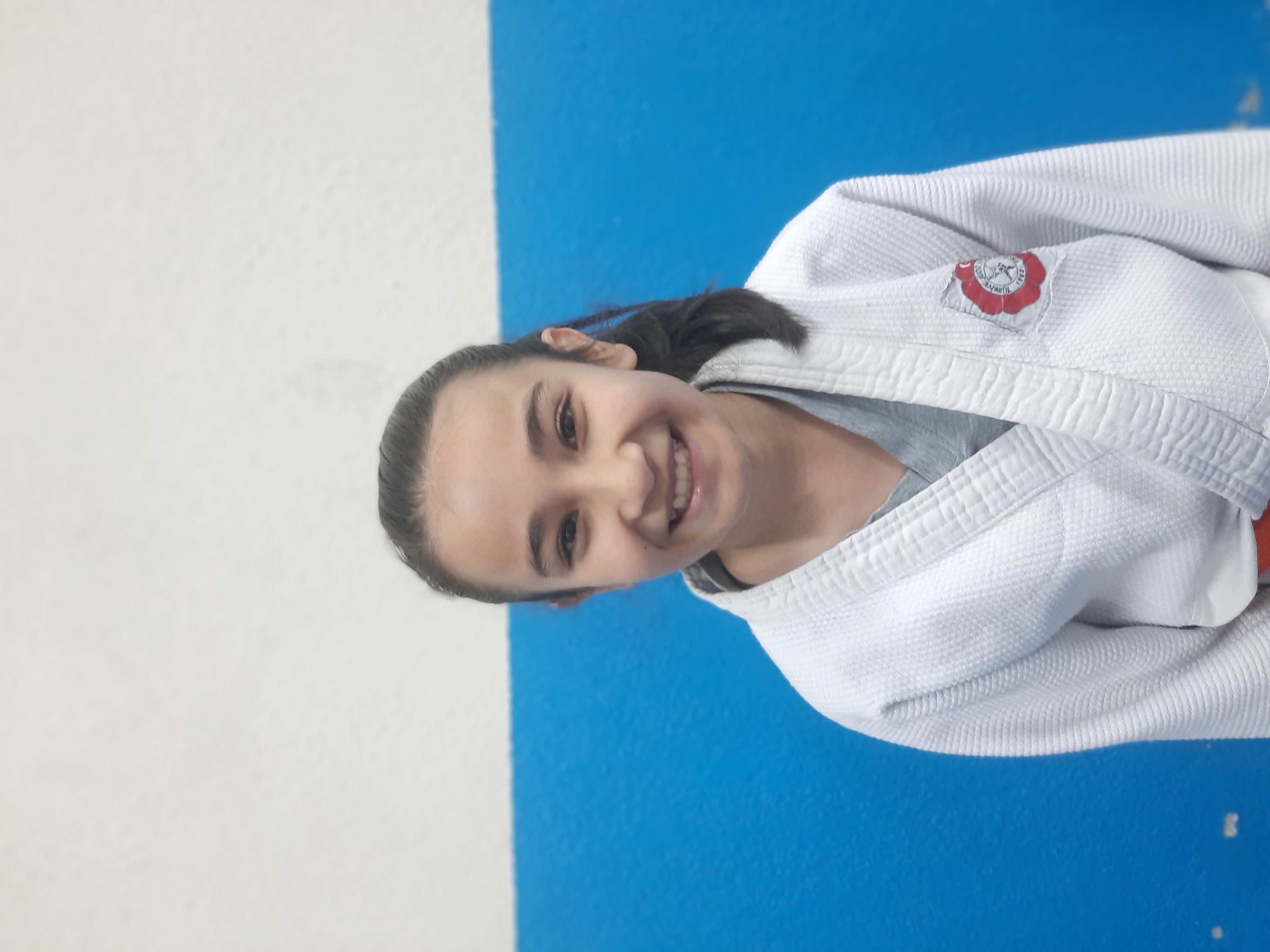Eslem KARAOLUK