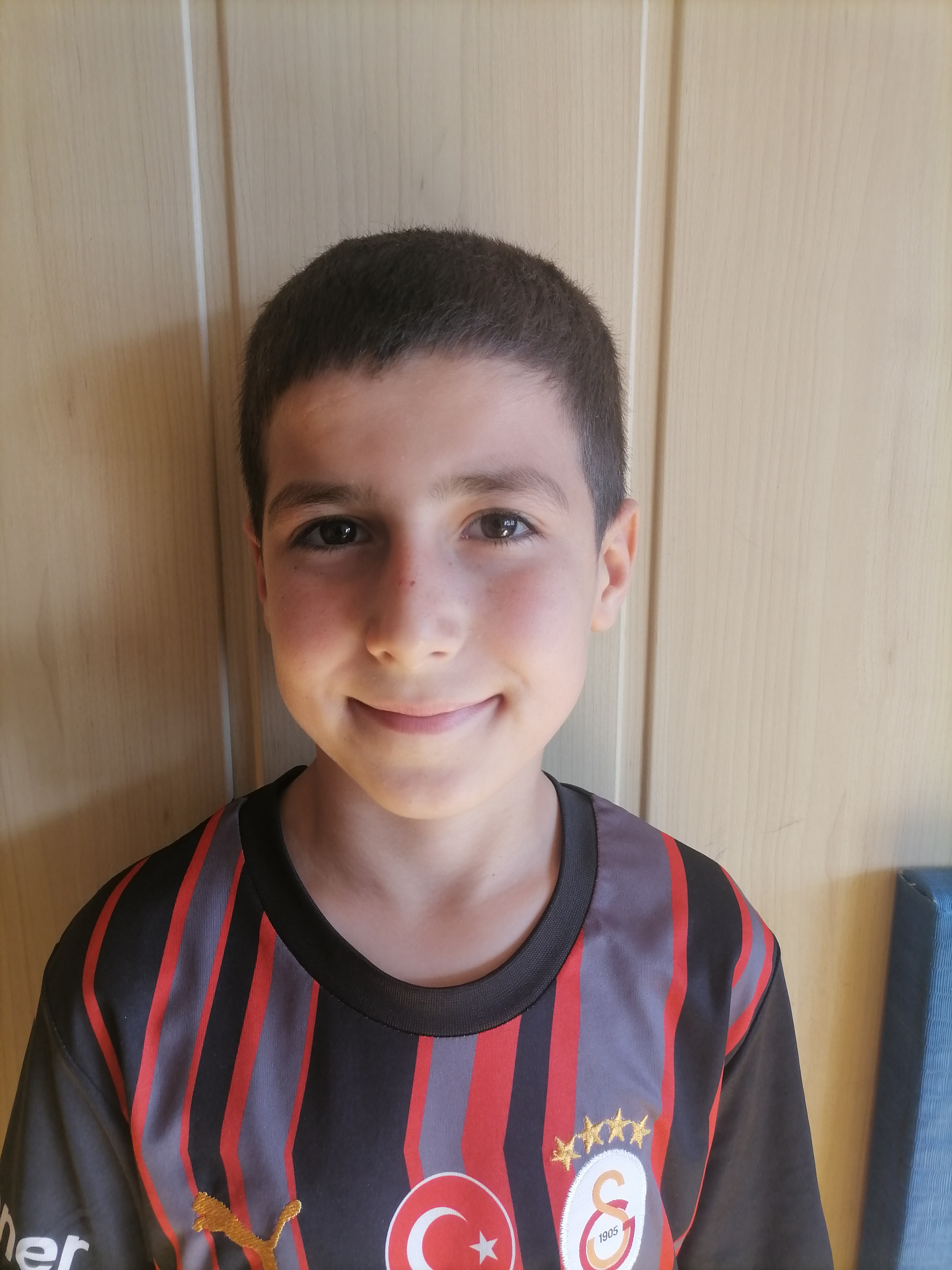 KAZIM Özer